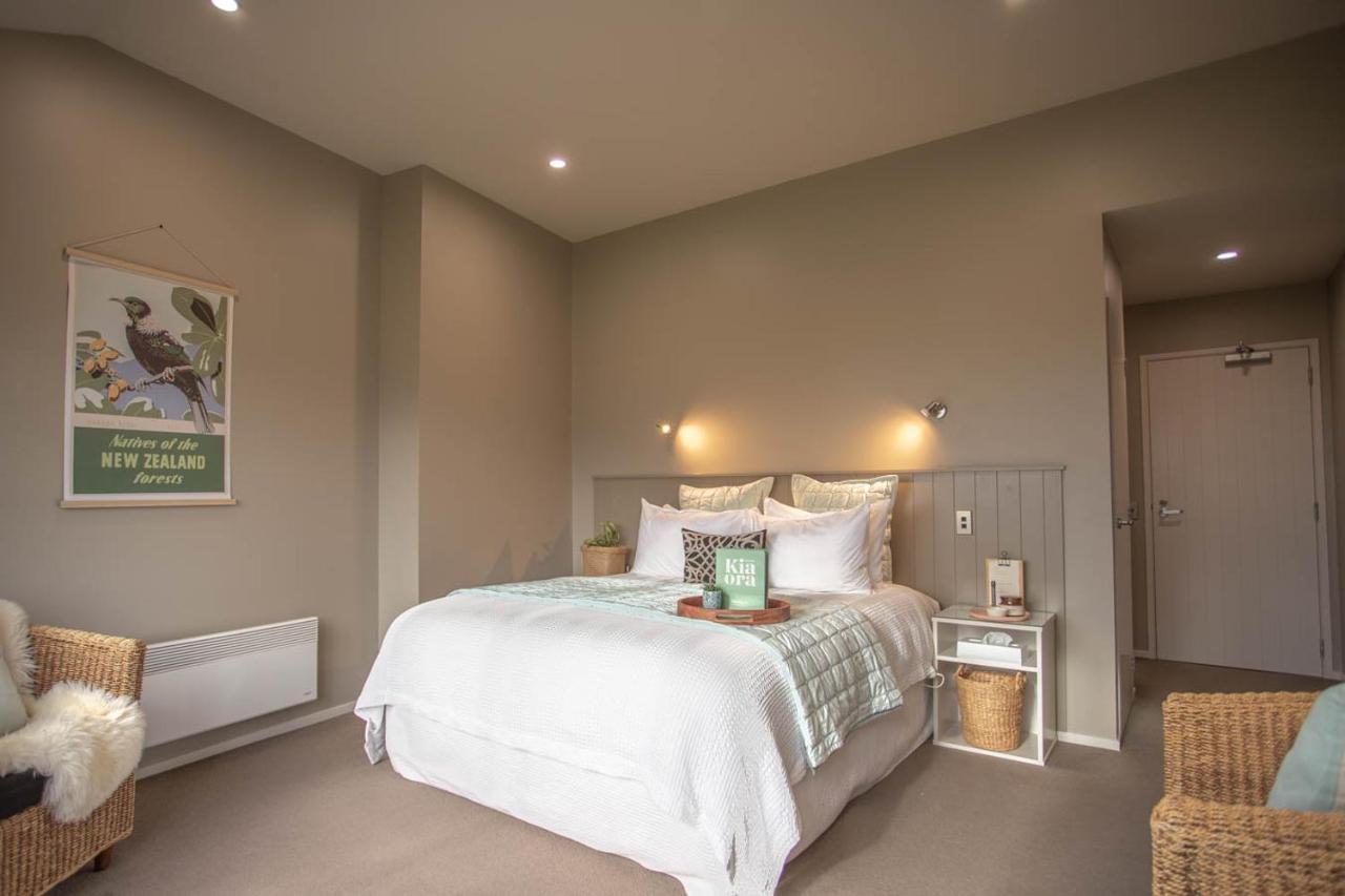 Dunluce Boutique B&B Те-Анау Экстерьер фото